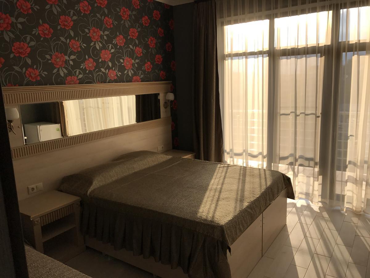 Hotel Danelyan Піцунда Екстер'єр фото